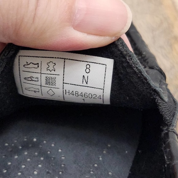 NWOT SAS Women's Black Crocodile Style Slip on Loafers 8 Narrow - Picture 6 of 7